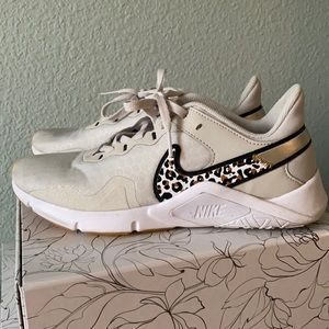 Nike training shoe. Size 8.